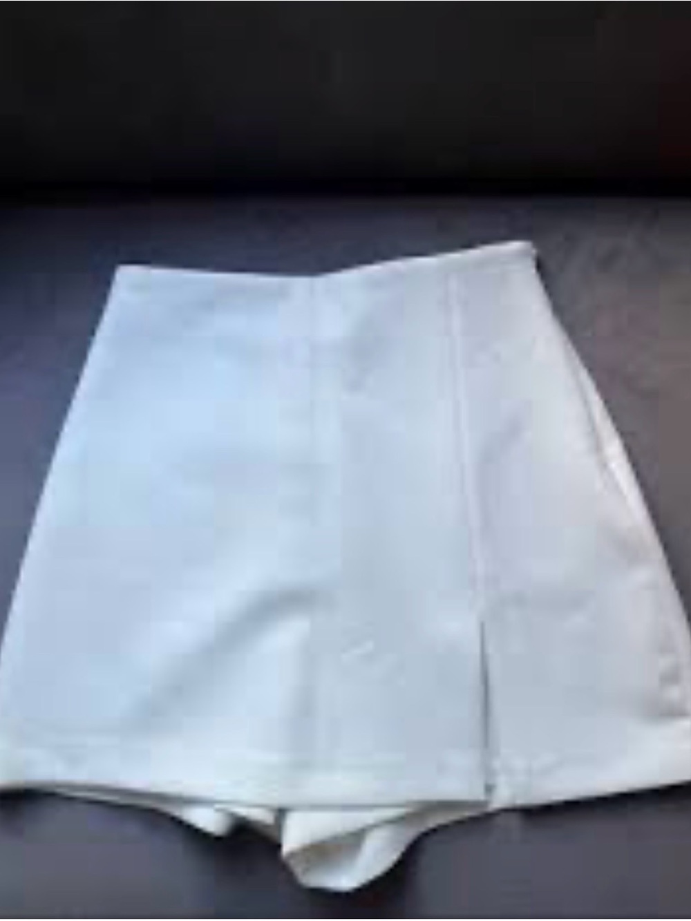 Zara White High-Waist Mini Skort